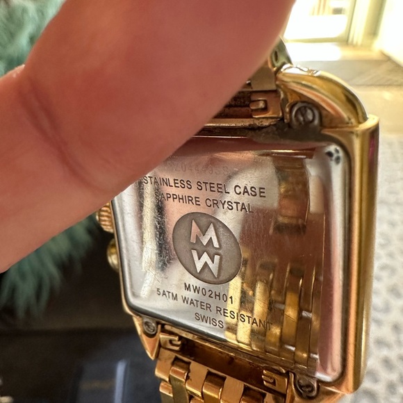 Michele Watch URBAN - Diamond and 18k Gold - MWO2H01 - Picture 2 of 10